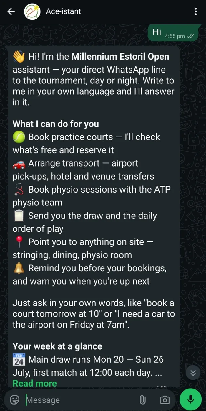 WhatsApp: a player writes hello and the assistant introduces itself, listing what it can do and the week at a glance